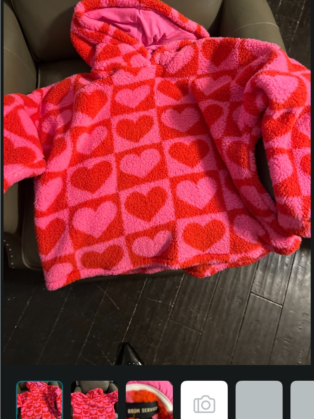 Cozy Heart-Print Sherpa Puffer Hoodie in Pink & Red